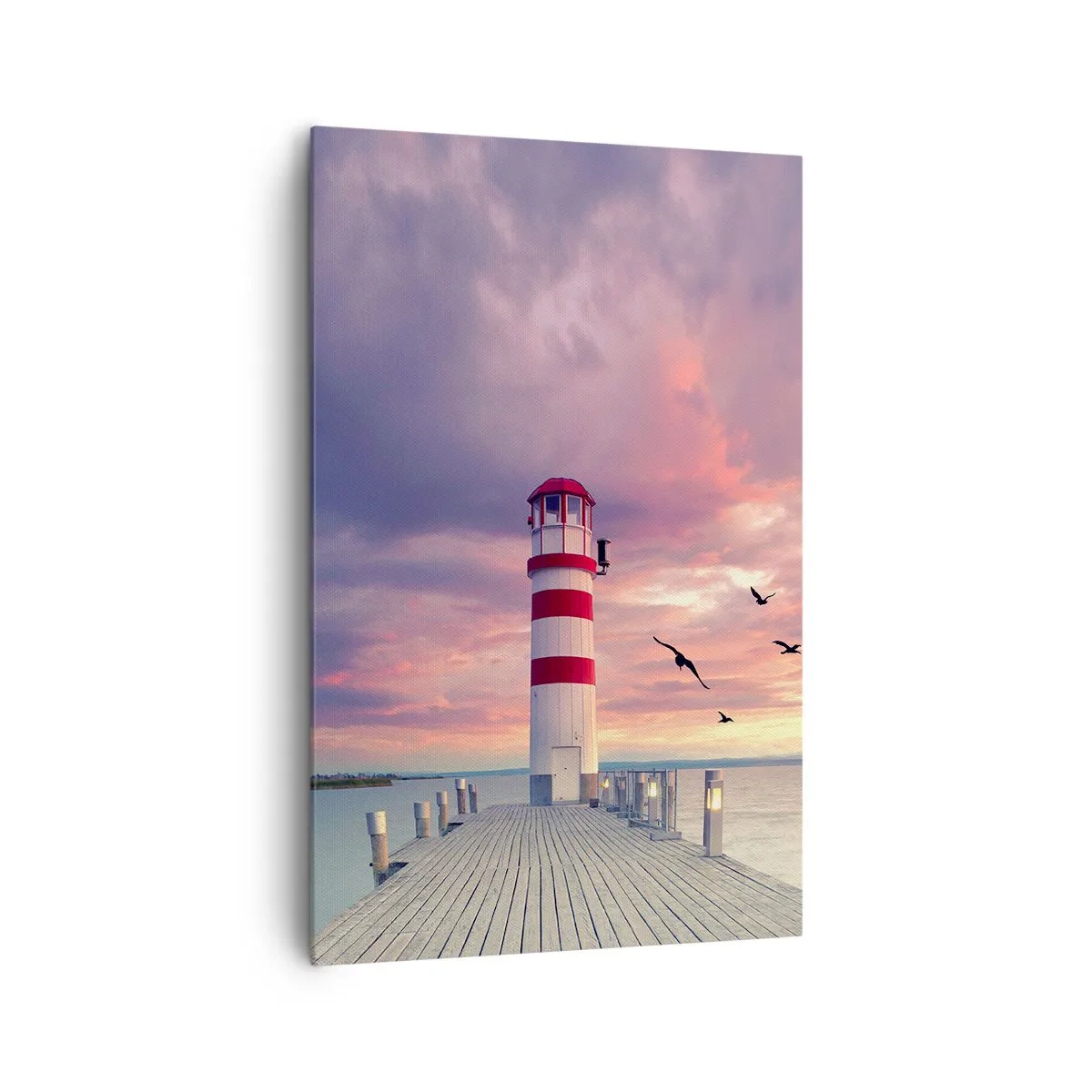 Bild auf Leinwand - Leinwandbild - Ein Leuchtturm auf dem Pier, umgeben von einem malerischen Sonnenuntergang - 80x120cm - Es ist Zeit zum Hafen zu gehen - Moderne Wanddekoration für Wohnzimmer und Schlafzimmer ARTTOR