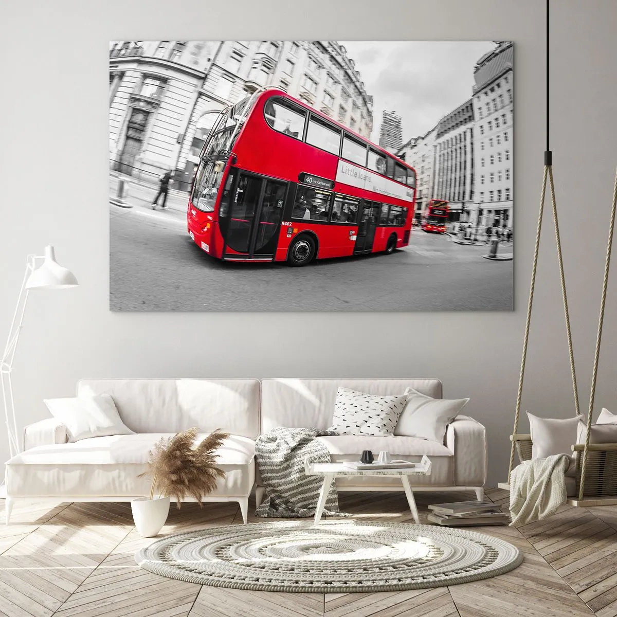 Glasbild - Bild auf glas - Ein roter Bus in Bewegung vor der Kulisse der Londoner Straßen - 120x80cm - London traditionell - mit dem Bus - Moderne Wanddekoration für Wohnzimmer und Schlafzimmer ARTTOR