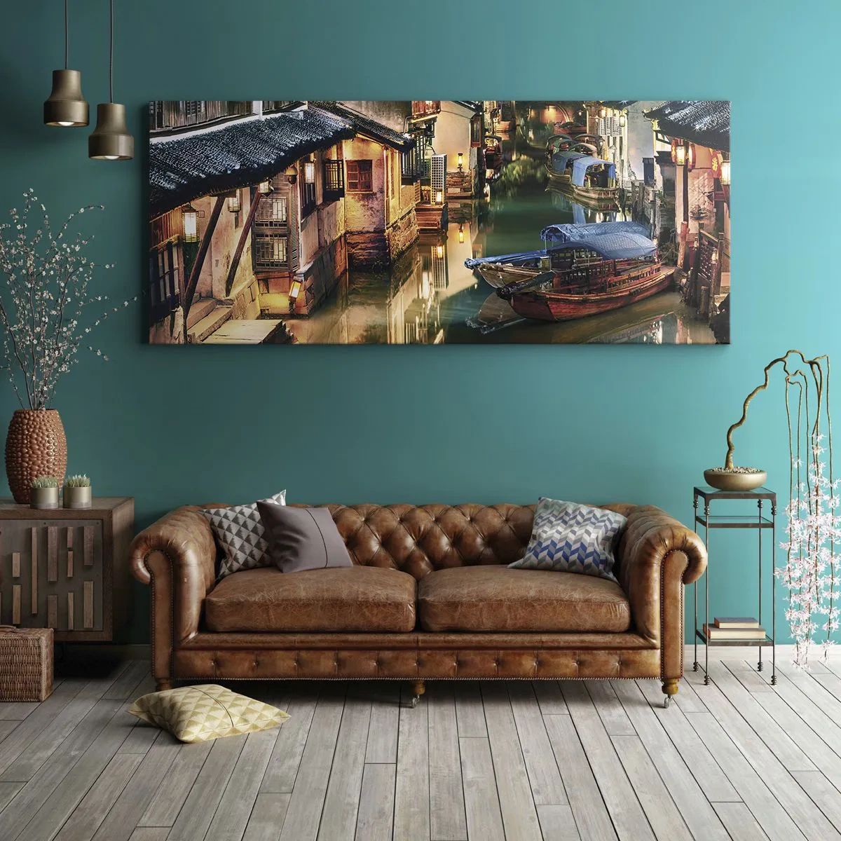 Bild auf Leinwand - Leinwandbild - Nachtansicht der Kanäle mit traditionellen Booten und Häusern - 140x50cm - Ein Abend auf einer chinesischen Straße - Moderne Wanddekoration für Wohnzimmer und Schlafzimmer ARTTOR
