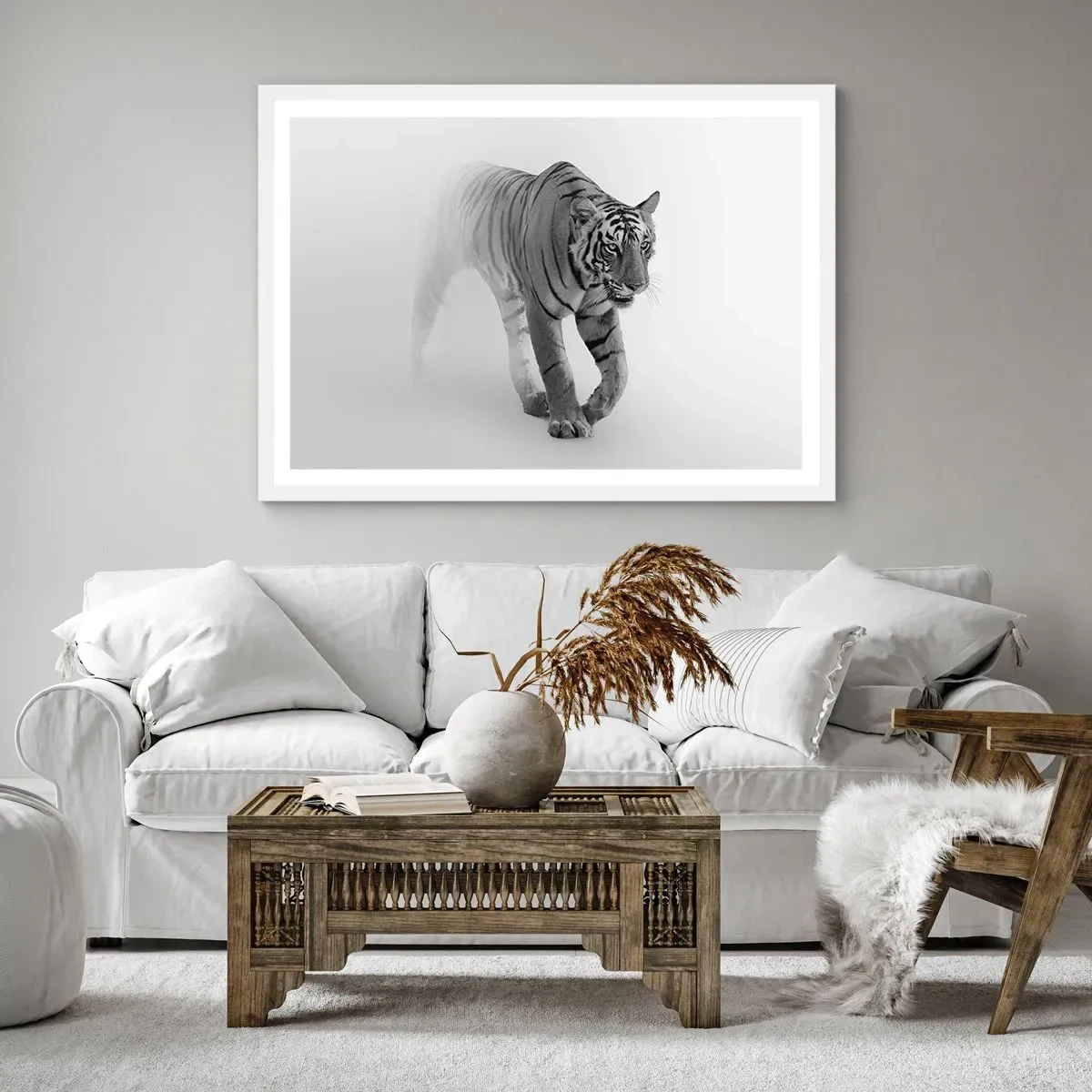 Poster in einem weißen Rahmen - Im Nebel gelauert - 91x61 cm