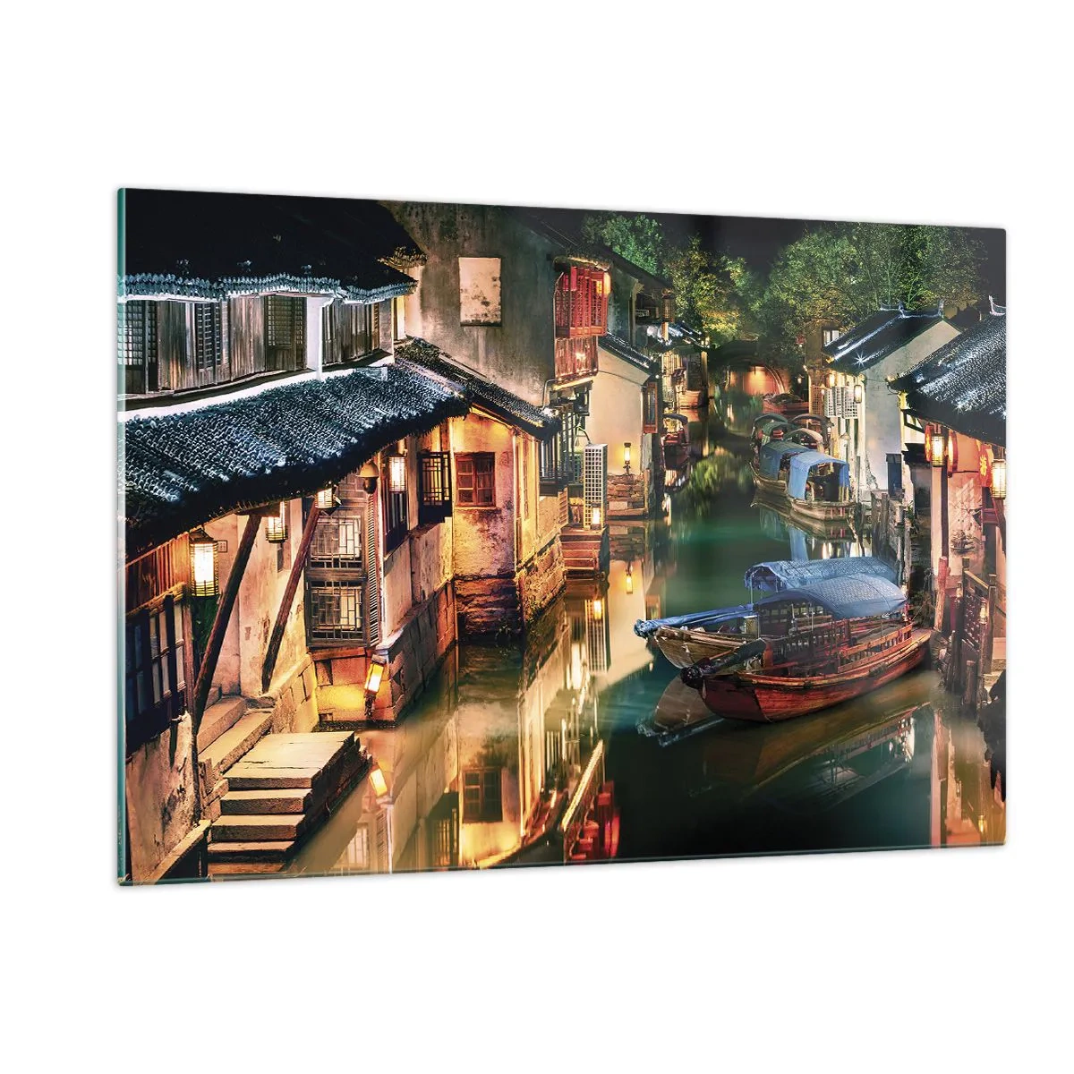 Glasbild - Bild auf glas - Chinesische Straße bei Nacht mit Booten und Lichtern entlang des Kanals - 120x80cm - Ein Abend auf einer chinesischen Straße - Moderne Wanddekoration für Wohnzimmer und Schlafzimmer ARTTOR