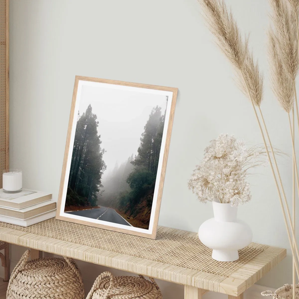 Poster in einem Rahmen aus heller Eiche - Eine Geschichte von einem magischen Wald - 61x91 cm