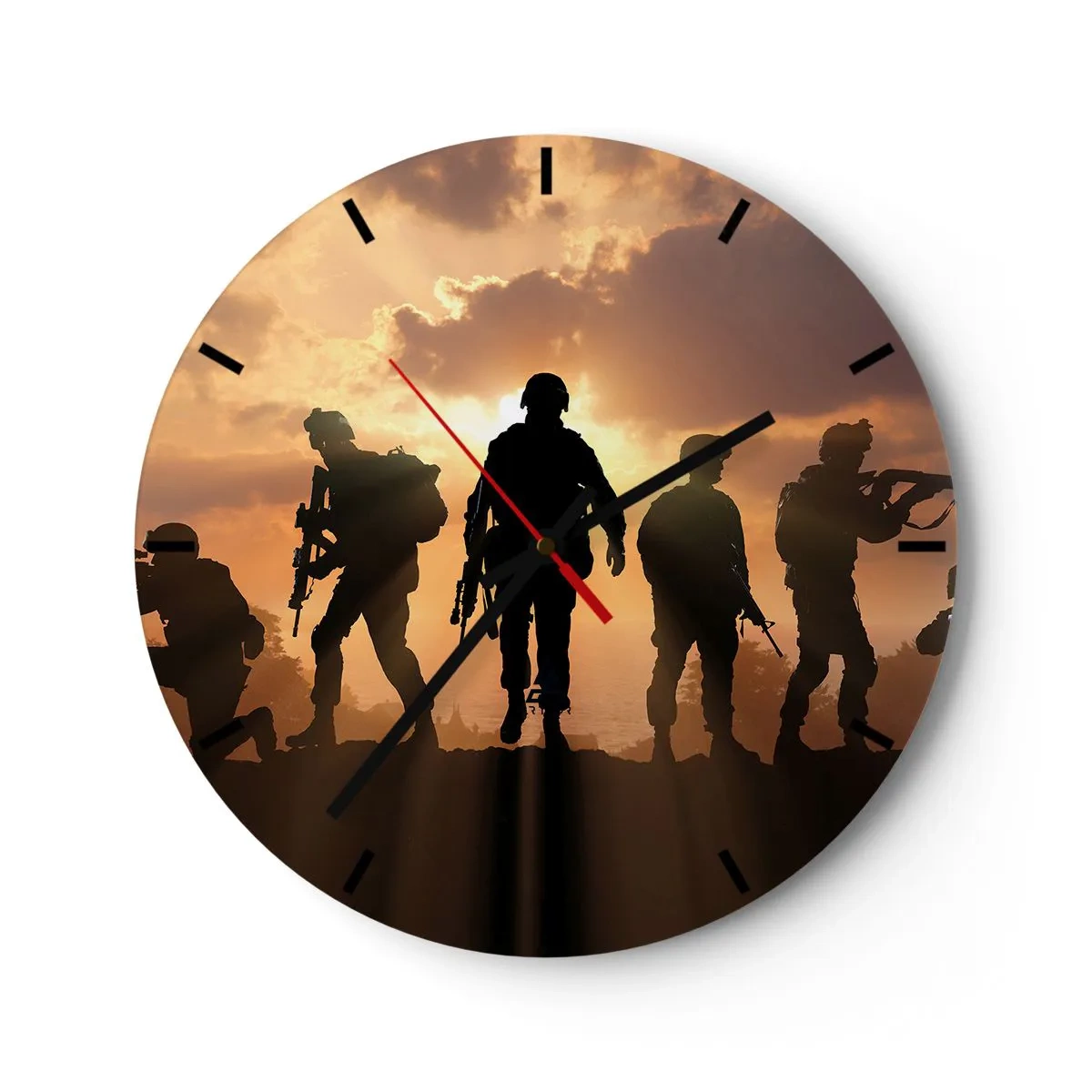 Wanduhr - Glasuhr - Silhouetten von Soldaten vor der untergehenden Sonne - 30x30cm - Waffenbrüder - Moderne Wanddekoration für Wohnzimmer, Küche und Schlafzimmer ARTTOR