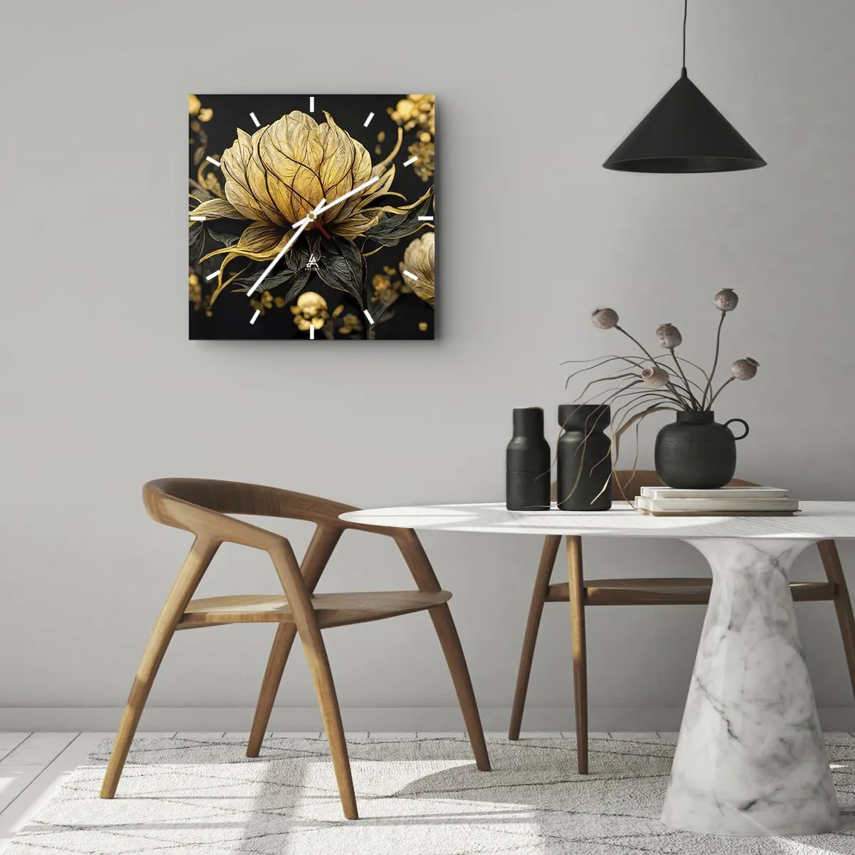 Wanduhr - Glasuhr - Goldene Blume auf dunklem Hintergrund - 30x30cm - Subtile Zerbrechlichkeit - Moderne Wanddekoration für Wohnzimmer und Schlafzimmer ARTTOR