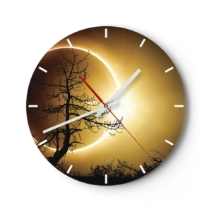 Wanduhr - Glasuhr - Sonnenfinsternis mit einer Baumsilhouette und goldenem Himmel im Hintergrund - 30x30cm - Totale Finsternis - Moderne Wanddekoration für Wohnzimmer, Küche und Schlafzimmer ARTTOR