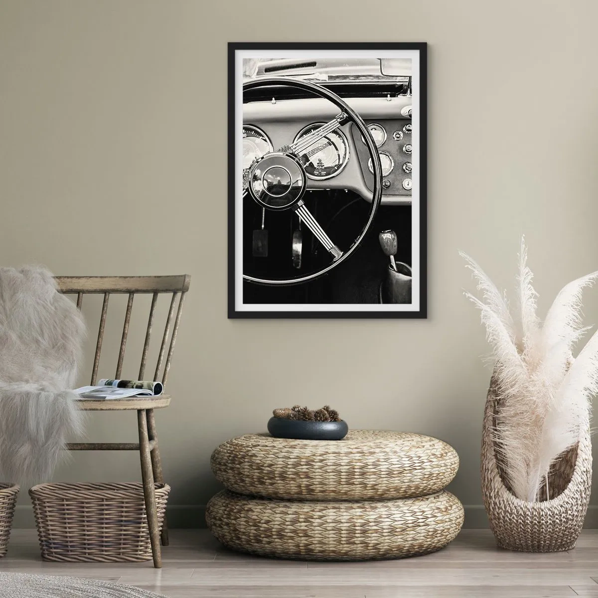 Poster in einem schwarzem Rahmen - Der Innenraum eines Oldtimers im monochromen Stil - 50x70cm - Ein Sammlertraum - Moderne Wanddekoration für Wohnzimmer und Schlafzimmer ARTTOR