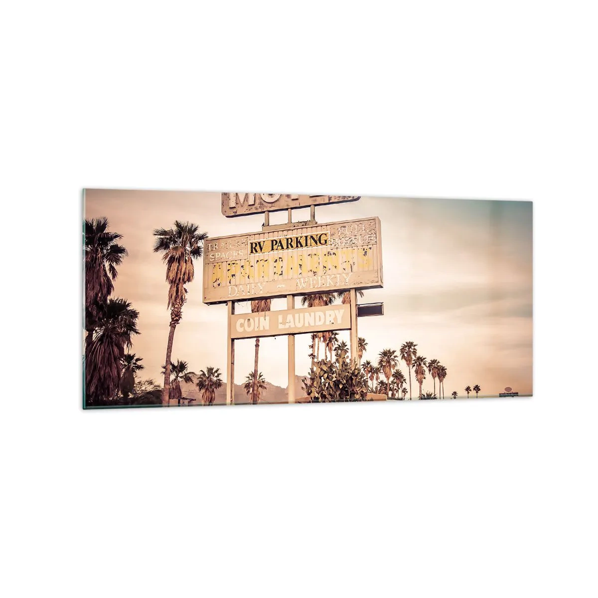 Glasbild - Bild auf glas - Retro-Motelschild, umgeben von Palmen - 120x50cm - Hier ist die Zeit stehen geblieben - Moderne Wanddekoration für Wohnzimmer und Schlafzimmer ARTTOR