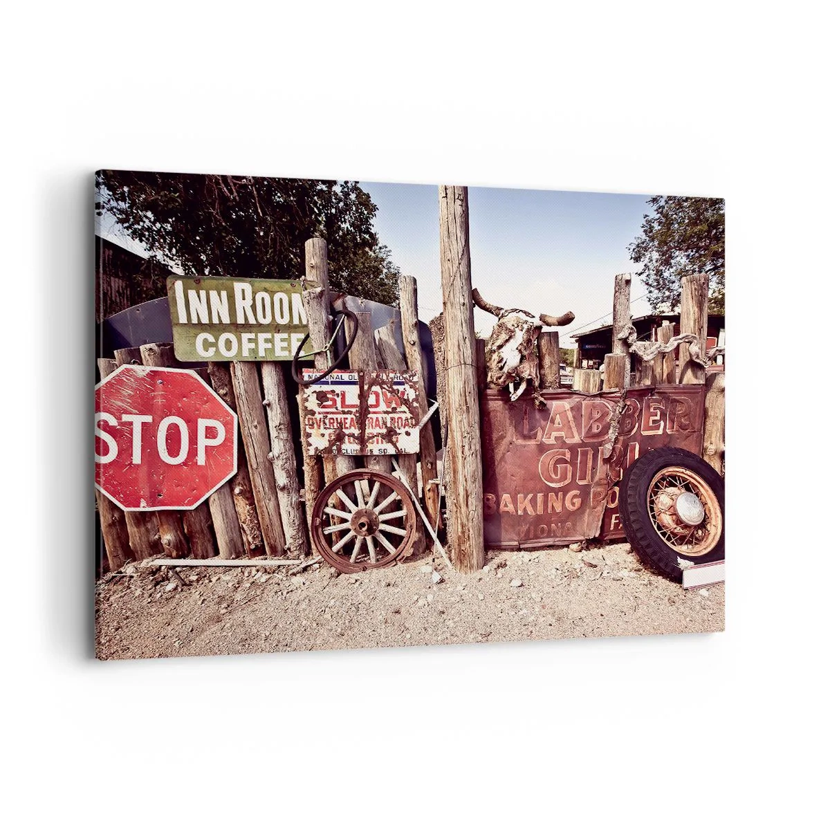 Bild auf Leinwand - Leinwandbild - Rustikale Dekoration mit Schildern und einem Rad am Zaun - 100x70cm - Und die Zeit ist stehen geblieben - Moderne Wanddekoration für Wohnzimmer und Schlafzimmer ARTTOR
