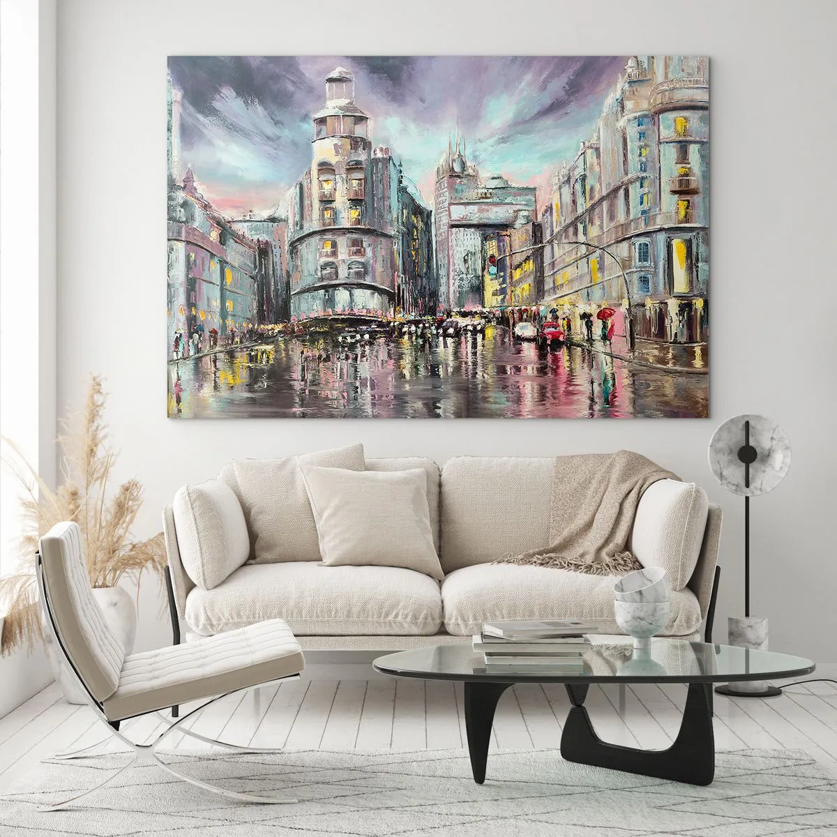 Glasbild - Bild auf glas - Eine Stadtstraße im Regen mit einer spektakulären Lichtreflexion - 100x70cm - Es wird ein gelungener Abend - Moderne Wanddekoration für Wohnzimmer und Schlafzimmer ARTTOR