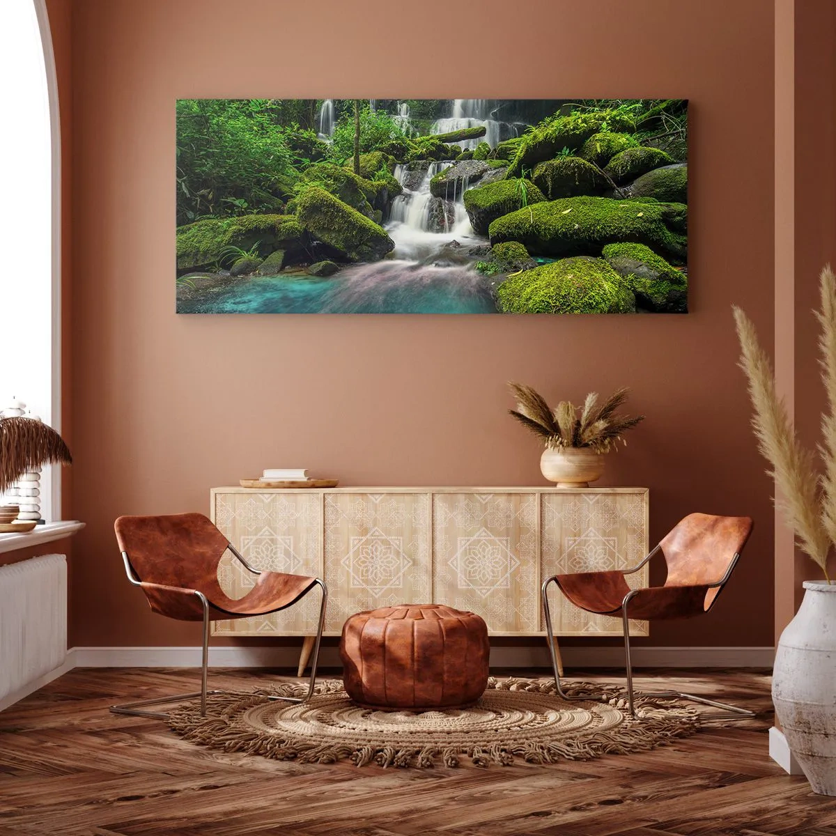Bild auf Leinwand - Leinwandbild - Ein tropischer Wasserfall, umgeben von Grün und türkisfarbenem Wasser - 140x50cm - Türkis, Saphire und flüssiges Silber - Moderne Wanddekoration für Wohnzimmer und Schlafzimmer ARTTOR