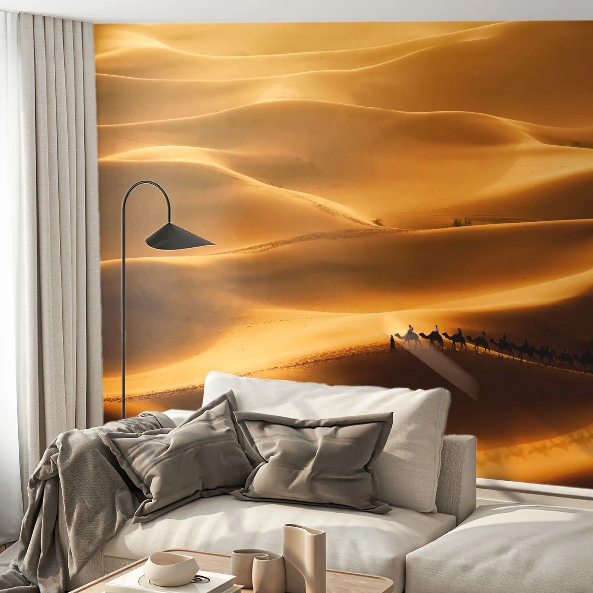 Fototapete Premium Canvas - Eine Karawane von Kamelen wandert durch die goldenen Dünen der Wüste. - 100x70cm - Wohnwagen in den Wüstenwellen - Moderne Wanddekoration für Wohnzimmer und Schlafzimmer ARTTOR