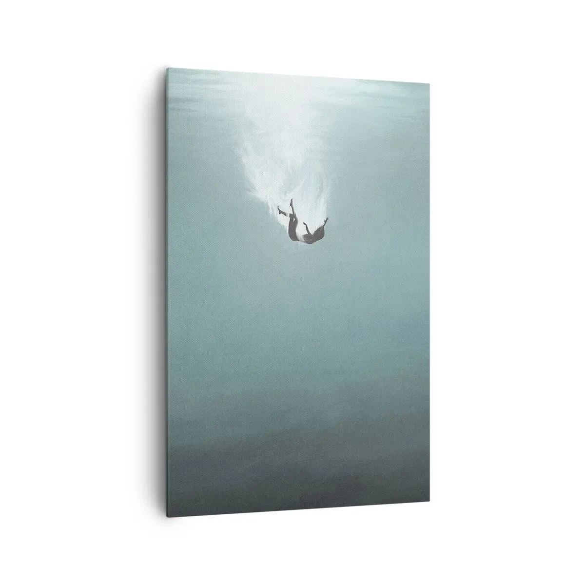 Bild auf Leinwand - Leinwandbild - Eine Figur, eingetaucht in tiefes, türkisfarbenes Wasser - 80x120cm - In den Armen des Ozeans - Moderne Wanddekoration für Wohnzimmer und Schlafzimmer ARTTOR