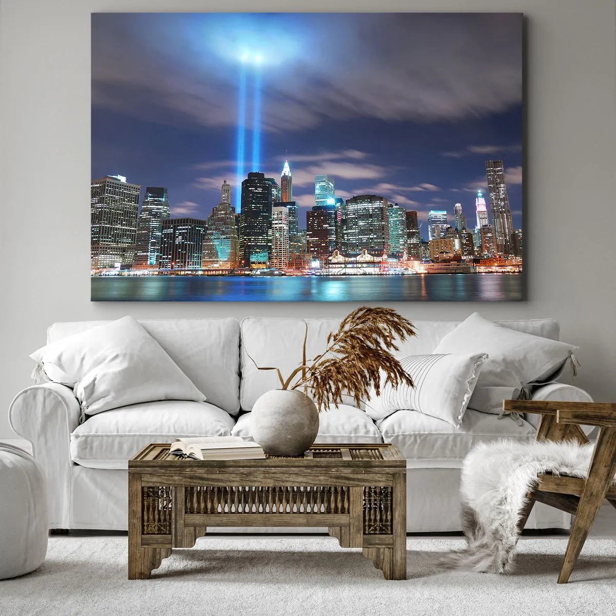 Bild auf Leinwand - Leinwandbild - Nachtstadtpanorama mit zwei hellen Lichtstrahlen am Himmel - 100x70cm - Erreiche den Himmel mit dem Licht - Moderne Wanddekoration für Wohnzimmer und Schlafzimmer ARTTOR
