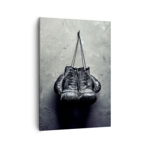 Bild auf Leinwand - Leinwandbild - Alte Boxhandschuhe an der Wand - 50x70cm - Zeit des Kampfes und Zeit des Friedens - Moderne Wanddekoration für Wohnzimmer und Schlafzimmer ARTTOR