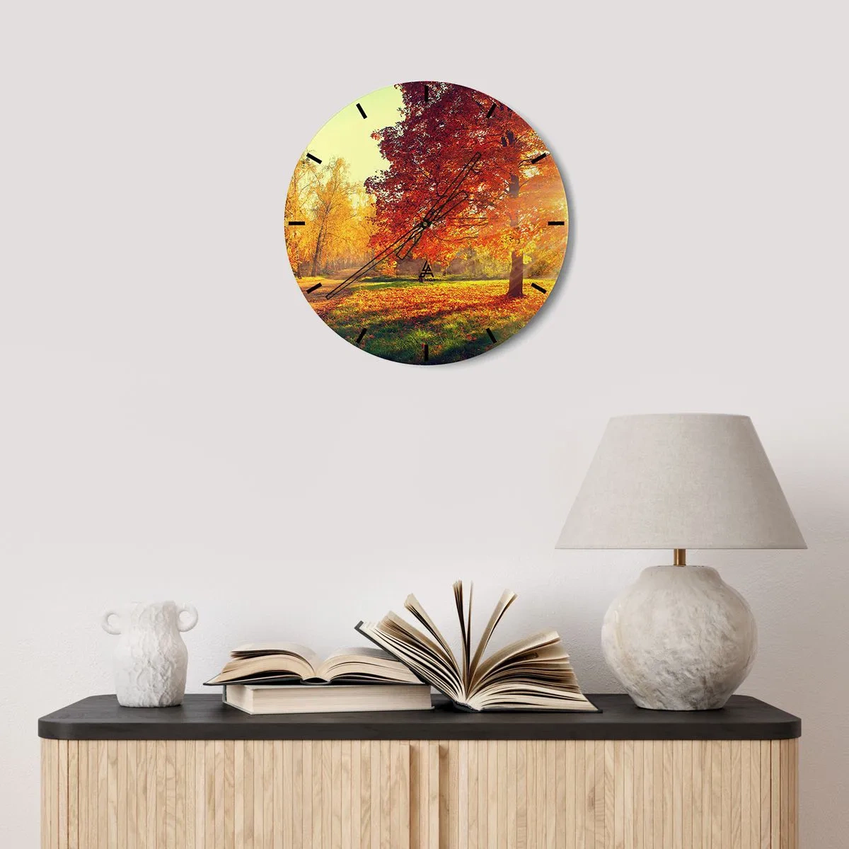 Wanduhr - Glasuhr - Herbstlandschaft mit einem Baum mit roten Blättern im Park - 30x30cm - Unhöflich ist schön - Moderne Wanddekoration für Wohnzimmer, Küche und Schlafzimmer ARTTOR