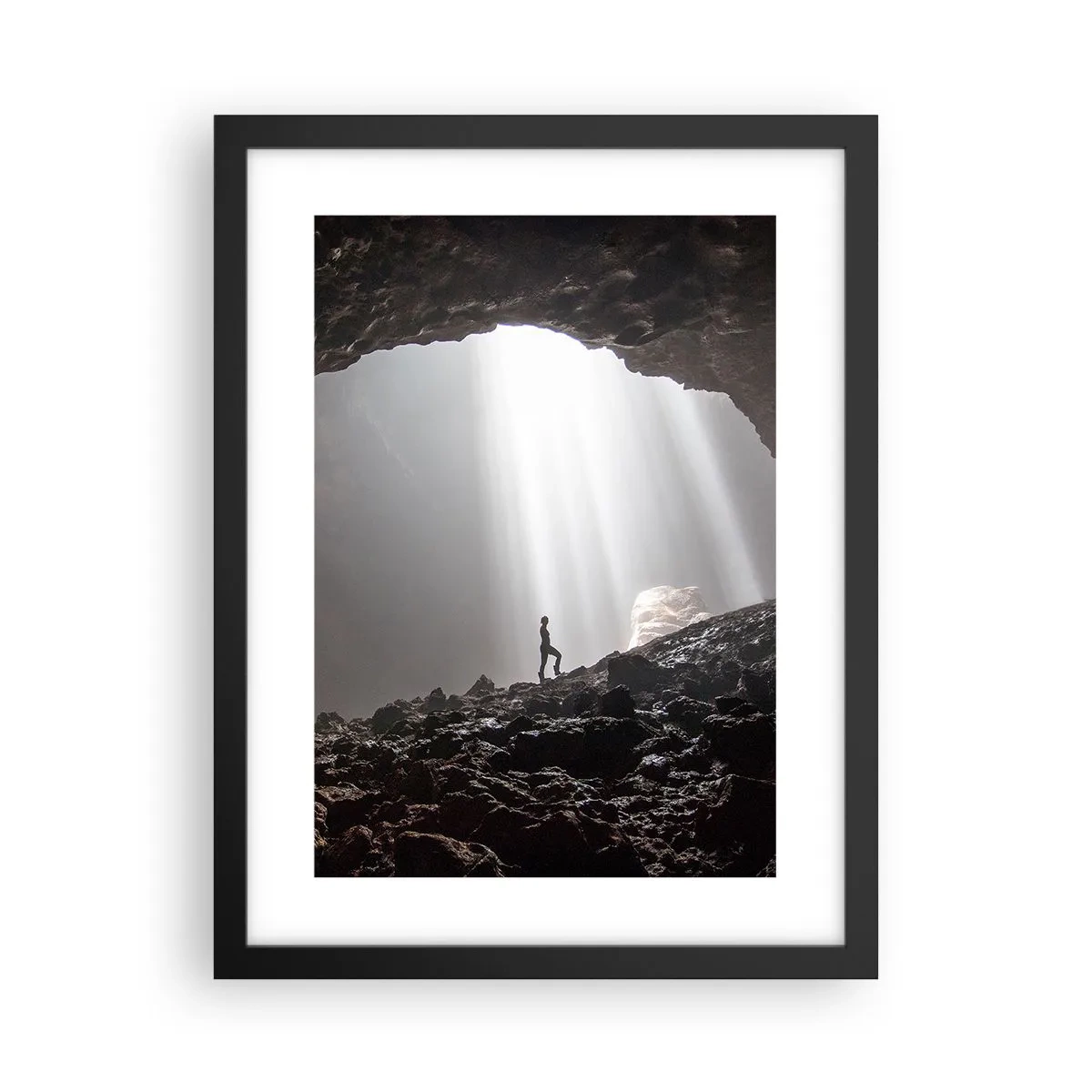 Poster in einem schwarzem Rahmen - Die leuchtende Grotte - 30x40 cm