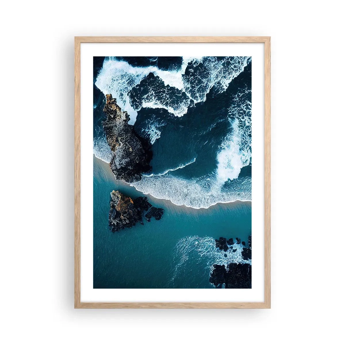 Poster in einem Rahmen aus heller Eiche - In Wellen gehüllt - 50x70 cm