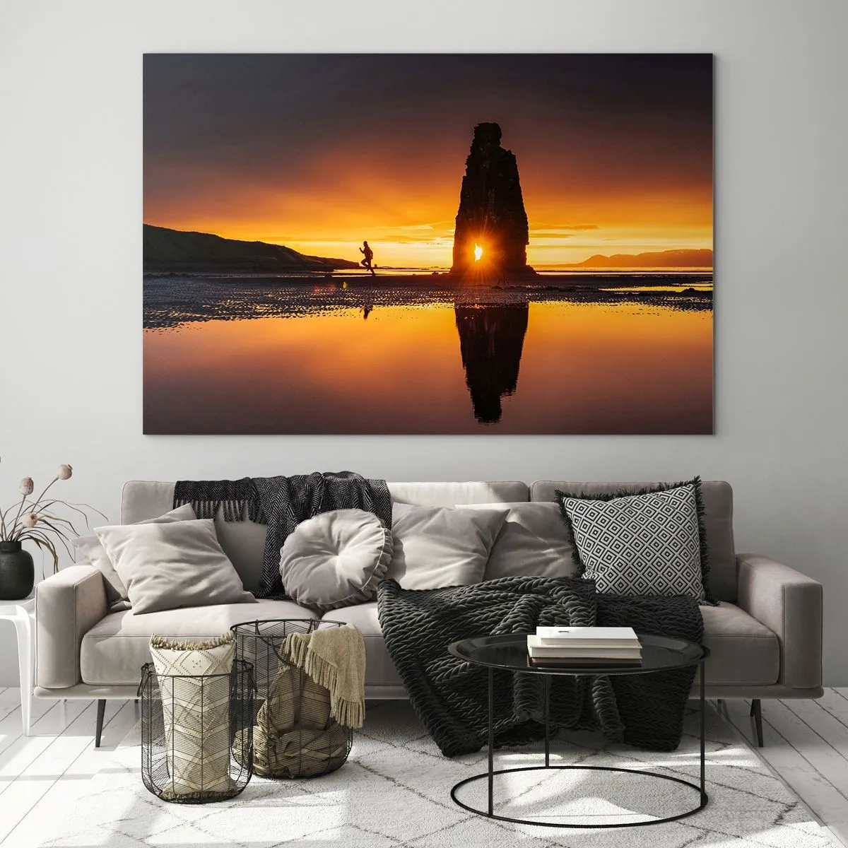 Glasbild - Bild auf glas - Sonnenuntergang mit einer menschlichen Silhouette und einer Felsformation - 70x50cm - Nur du und die Natur - Moderne Wanddekoration für Wohnzimmer und Schlafzimmer ARTTOR
