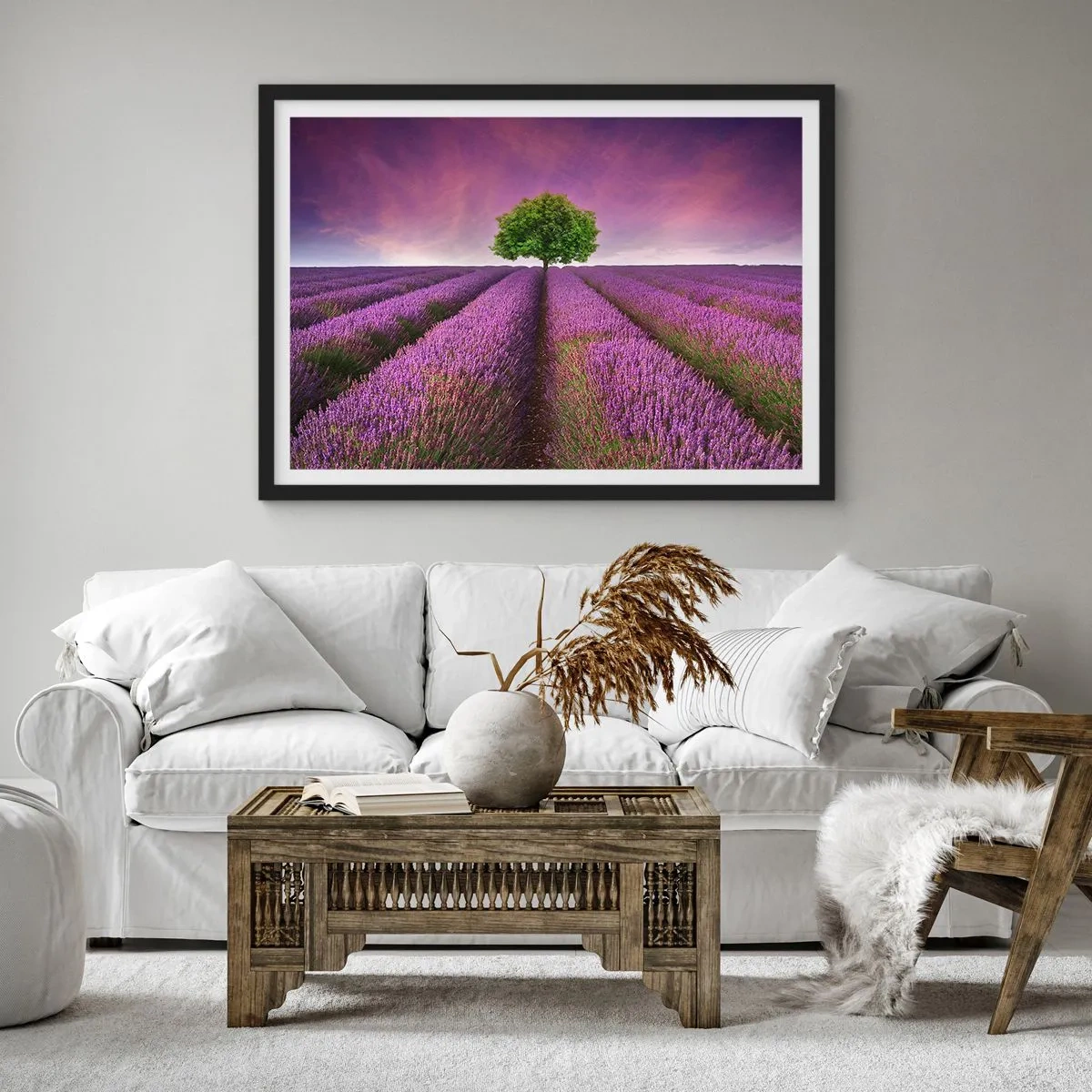 Poster in einem schwarzem Rahmen - Auf Lavendelfeldern - 40x30 cm