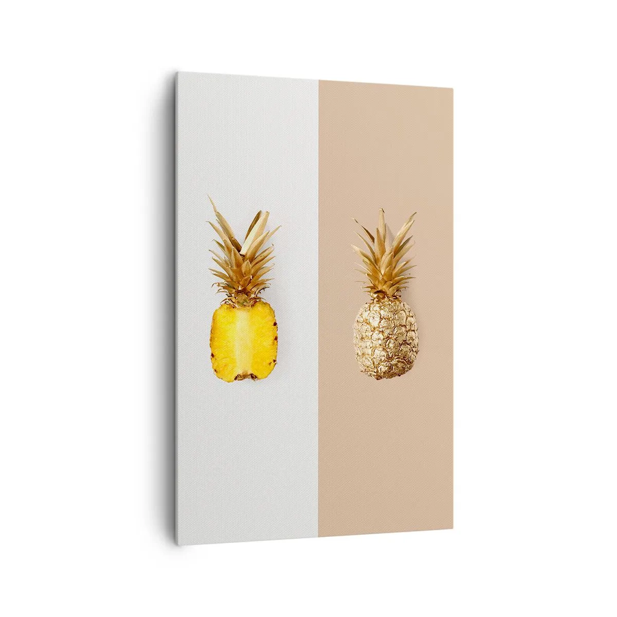 Bild auf Leinwand - Leinwandbild - Eine halbe frische, goldene Ananas auf kontrastierendem Hintergrund - 80x120cm - Ananas für uns - Moderne Wanddekoration für Wohnzimmer und Schlafzimmer ARTTOR
