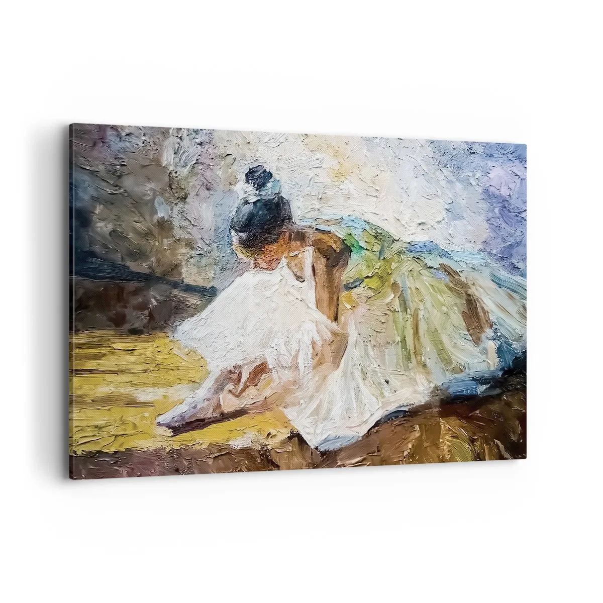 Bild auf Leinwand - Leinwandbild - Eine Ballerina in einem weißen Kleid im malerischen Stil vor einem impressionistischen Hintergrund. - 120x80cm - Aus einem Gemälde von Degas - Moderne Wanddekoration für Wohnzimmer und Schlafzimmer ARTTOR