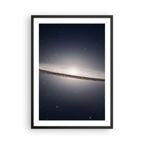 Poster in einem schwarzem Rahmen - Eine monumentale Spiralgalaxie vor der Kulisse des Weltraums - 50x70cm - Vor langer Zeit in einer weit entfernten Galaxie ... - Moderne Wanddekoration für Wohnzimmer und Schlafzimmer ARTTOR