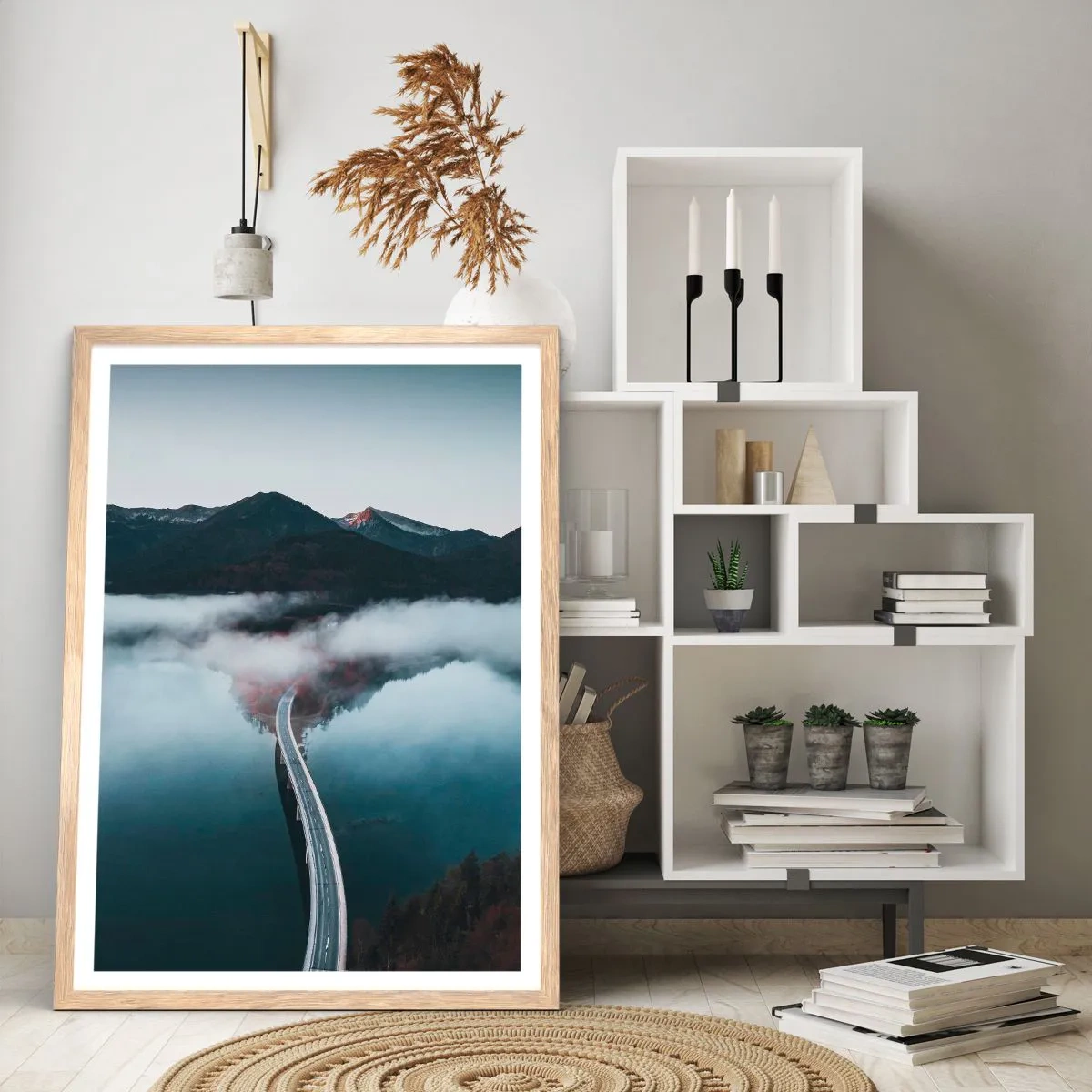 Poster in einem Rahmen aus heller Eiche - Über Wasser so glatt wie ein Spiegel - 50x70 cm