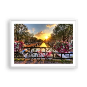 Poster in einem weißen Rahmen - Frühlingsmorgen in Amsterdam - 70x50 cm