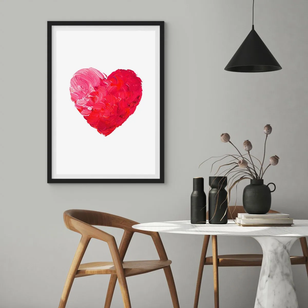 Poster in einem schwarzem Rahmen - Herz in Rot- und Rosatönen - 50x70cm - Alles was du brauchst ist Liebe - Moderne Wanddekoration für Wohnzimmer und Schlafzimmer ARTTOR