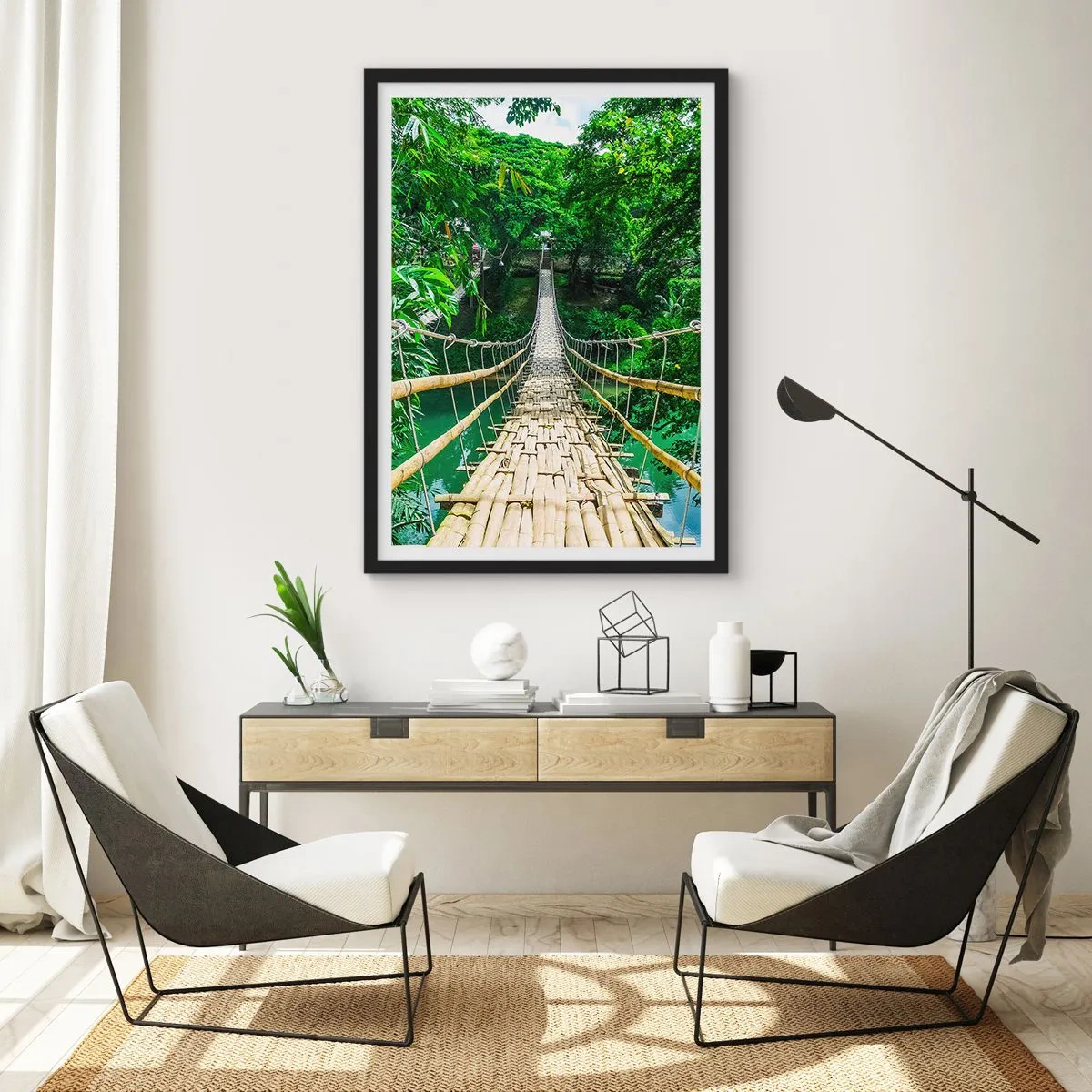 Poster in einem schwarzem Rahmen - Monkey Bridge über das Grün - 70x100 cm
