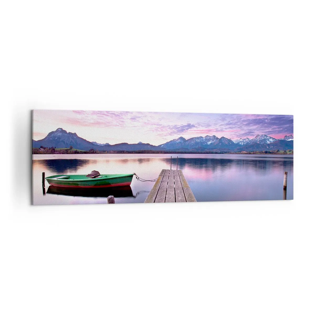 Bild auf Leinwand - Leinwandbild - Ein Holzsteg mit einem Boot auf einem von Bergen umgebenen See bei Sonnenuntergang - 160x50cm - Freundliche Stille - Moderne Wanddekoration für Wohnzimmer und Schlafzimmer ARTTOR