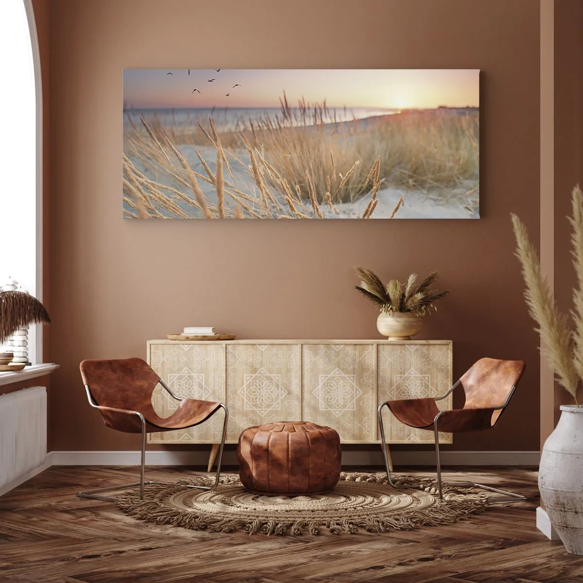 Bild auf Leinwand - Leinwandbild - Sonnenuntergangsstrand mit hohem Gras - 140x50cm - Das baltische Wiegenlied - Moderne Wanddekoration für Wohnzimmer und Schlafzimmer ARTTOR