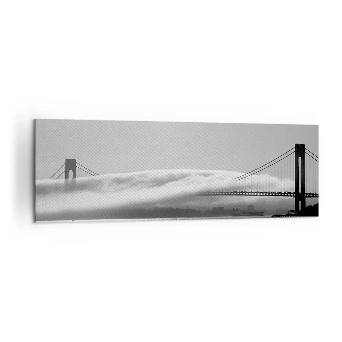 Bild auf Leinwand - Leinwandbild - Eine Brücke über Wasser, eingehüllt in Nebel in einer Schwarz-Weiß-Aufnahme - 160x50cm - Segeln durch das Goldene Tor - Moderne Wanddekoration für Wohnzimmer und Schlafzimmer ARTTOR