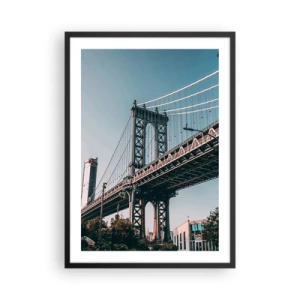 Poster in einem schwarzem Rahmen - Eine Hängebrücke in einer modernen Stadt vor blauem Himmel - 50x70cm - Über den Wellen der Stadt - Moderne Wanddekoration für Wohnzimmer und Schlafzimmer ARTTOR