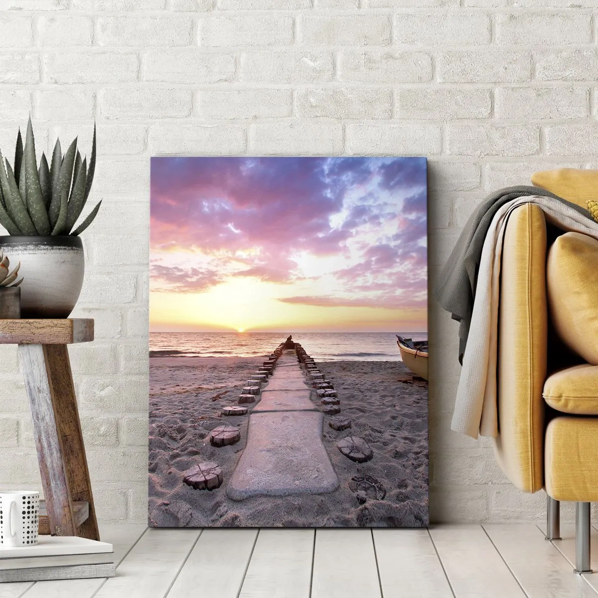 Bild auf Leinwand - Leinwandbild - Sunrise Beach mit Boot und Pier - 50x70cm - Ein Moment tiefer Erfahrung - Moderne Wanddekoration für Wohnzimmer und Schlafzimmer ARTTOR