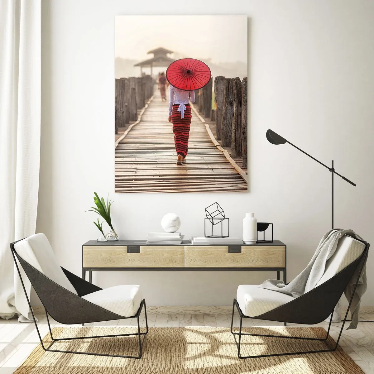Glasbild - Bild auf glas - Eine Frau mit einem roten Regenschirm auf einer Holzbrücke - 50x70cm - Auf der alten Brücke - Moderne Wanddekoration für Wohnzimmer und Schlafzimmer ARTTOR