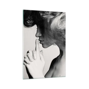 Glasbild - Bild auf glas - Schwarz-weißes Profil einer Frau, die Stille gestikuliert - 70x100cm - Auf sich selbst hören - Moderne Wanddekoration für Wohnzimmer und Schlafzimmer ARTTOR