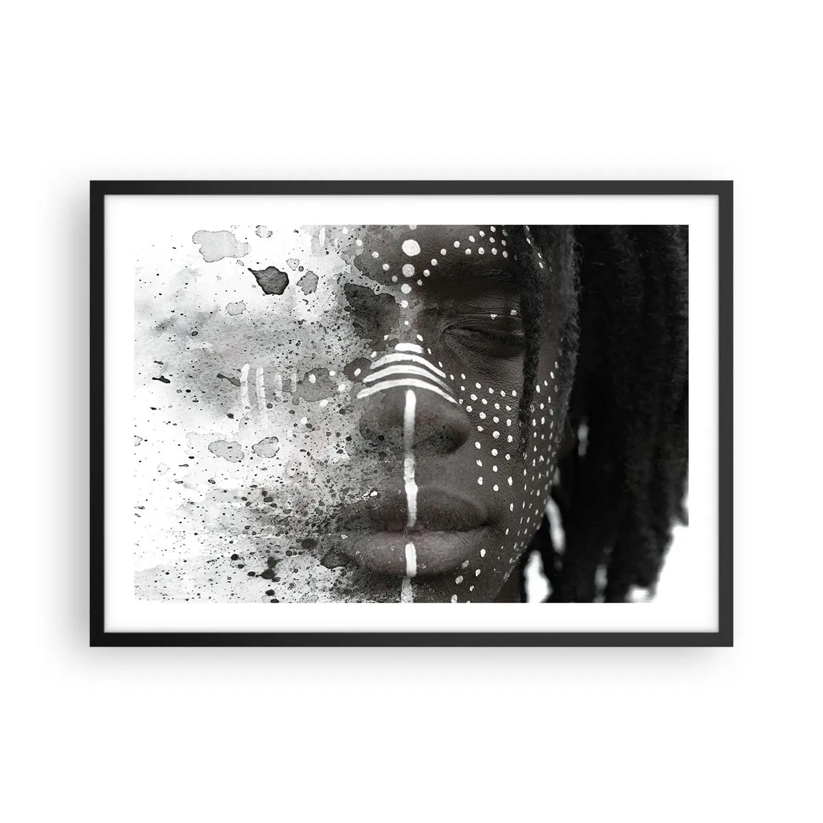 Poster in einem schwarzem Rahmen - Künstlerisches Gesichtsporträt mit abstrakten weißen Mustern - 70x50cm - Entdecke den Urgeist - Moderne Wanddekoration für Wohnzimmer und Schlafzimmer ARTTOR