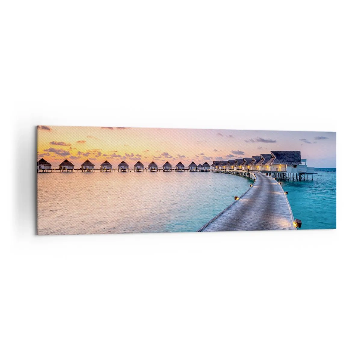 Bild auf Leinwand - Leinwandbild - Der Pier, der bei Sonnenuntergang zu den Cottages am Wasser führt - 160x50cm - Urlaub - zurück zu den Quellen - Moderne Wanddekoration für Wohnzimmer und Schlafzimmer ARTTOR