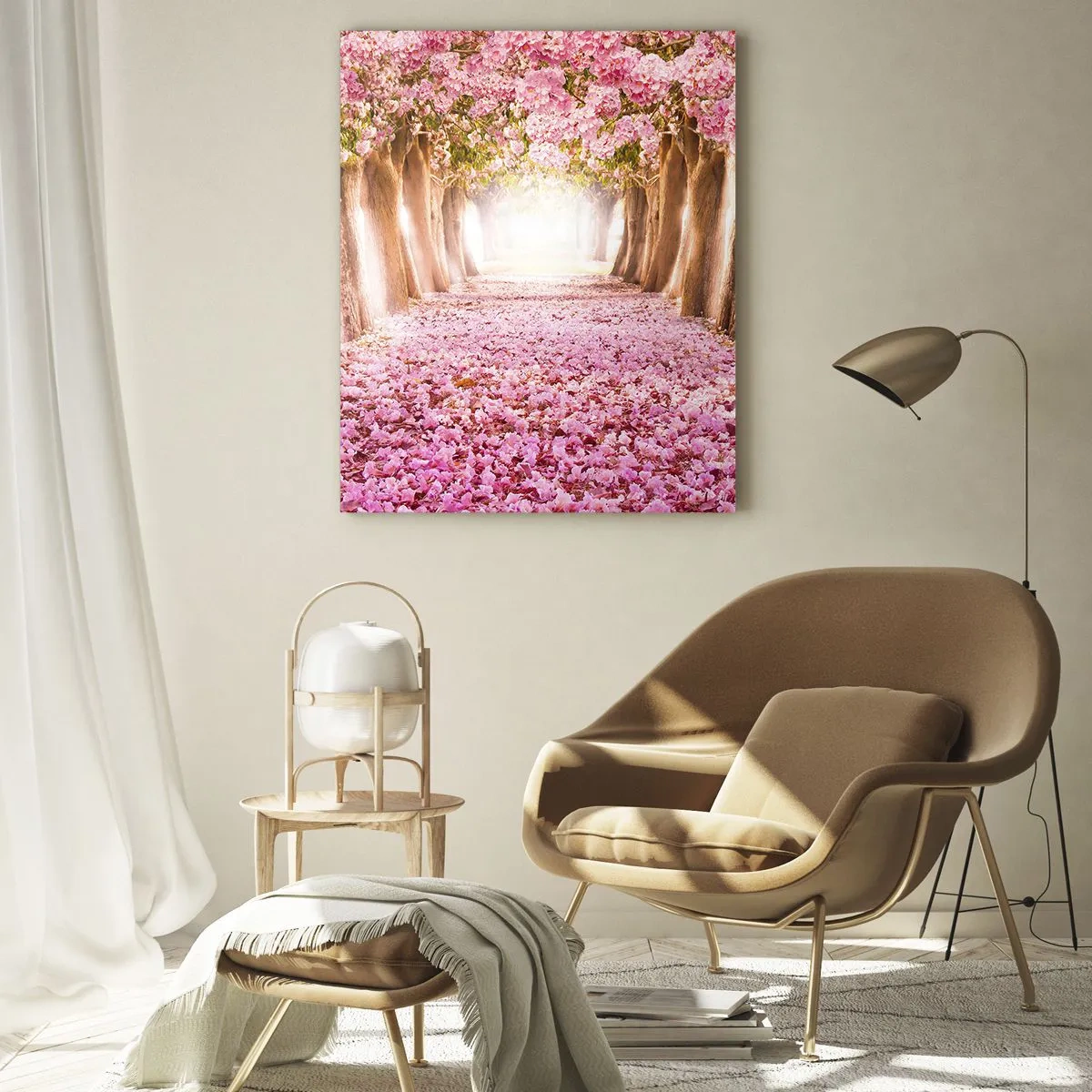 Glasbild - Bild auf glas - Eine Allee blühender Bäume mit rosa Blütenblättern auf dem Boden - 50x70cm - Der Weg ins Paradies - Moderne Wanddekoration für Wohnzimmer und Schlafzimmer ARTTOR