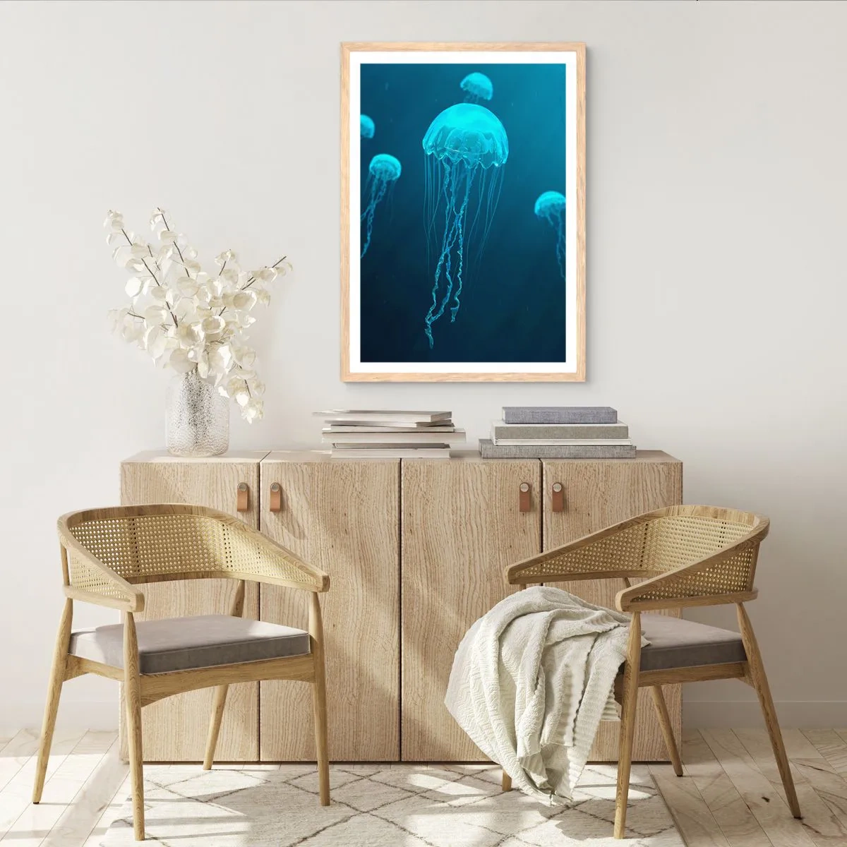 Poster in einem Rahmen aus heller Eiche - Ozeantanz - 70x100 cm