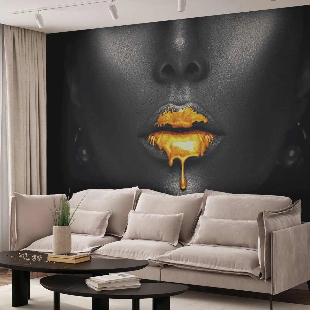 Fototapete Premium Sand - Goldmaul - Abstraktion, Der Mund der Frau, Das Gesicht einer Frau - 500x350 cm
