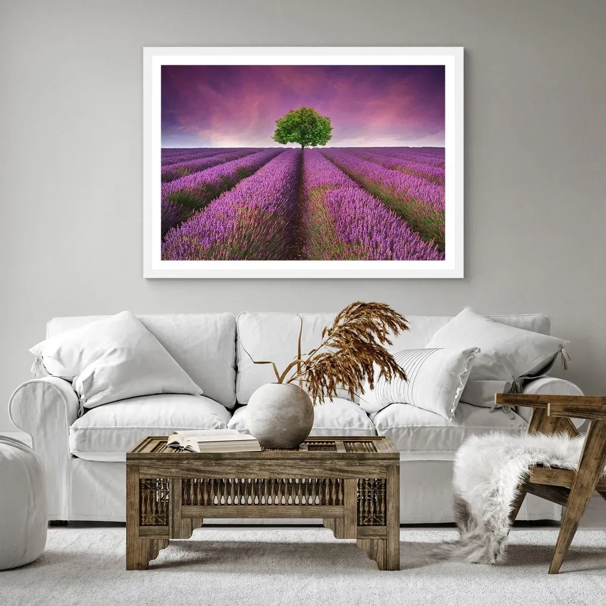 Poster in einem weißen Rahmen - Auf Lavendelfeldern - 50x40 cm
