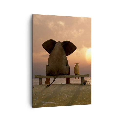 Bild auf Leinwand - Leinwandbild - Ein Elefant und ein Hund sitzen während des Sonnenuntergangs auf einer Bank am Strand. - 50x70cm - Es tut gut zusammen zu schweigen - Moderne Wanddekoration für Wohnzimmer und Schlafzimmer ARTTOR