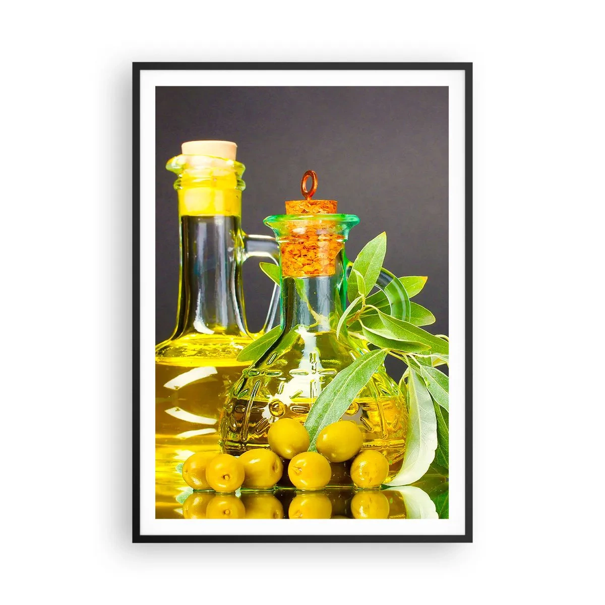 Poster in einem schwarzem Rahmen - Stillleben mit Oliven und Olivenöl - 70x100 cm