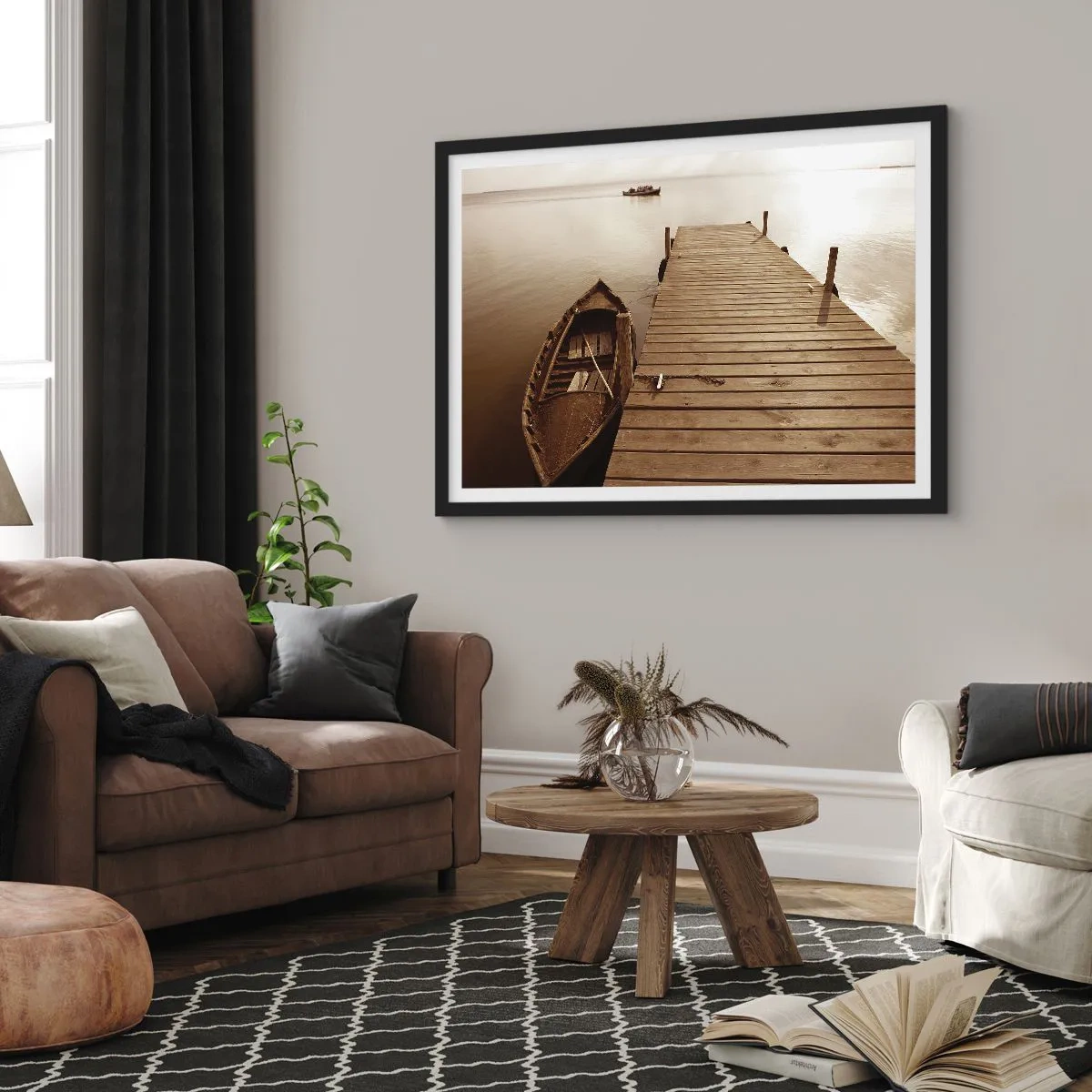 Poster in einem schwarzem Rahmen - Holzsteg und Boot auf einem ruhigen See - 70x50cm - Großer Frieden - Moderne Wanddekoration für Wohnzimmer und Schlafzimmer ARTTOR