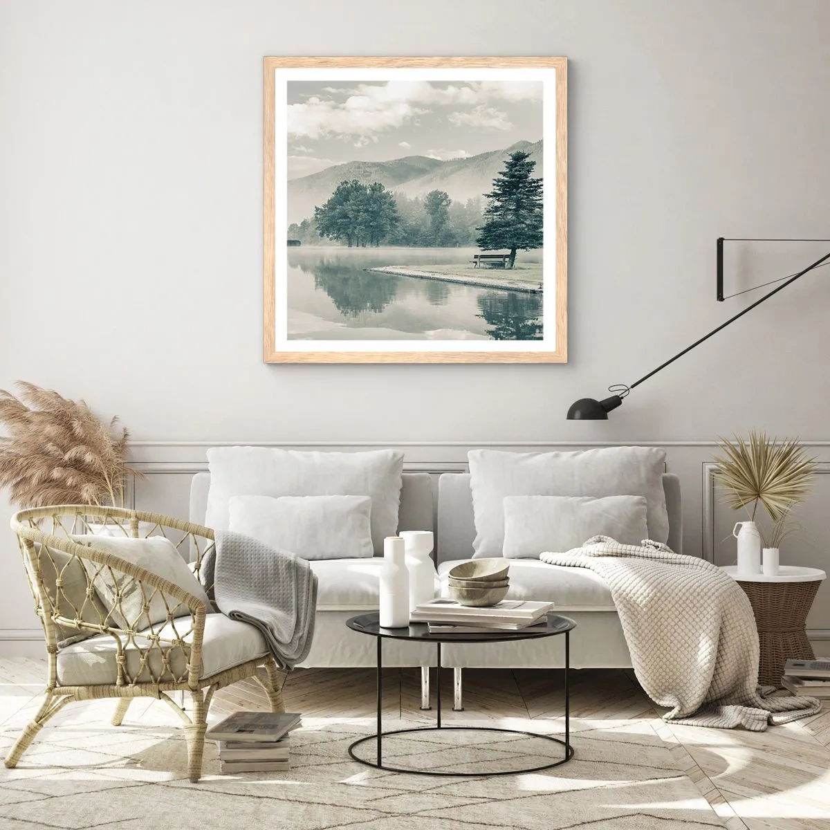 Poster in einem Rahmen aus heller Eiche - Der See schläft noch - 30x30 cm