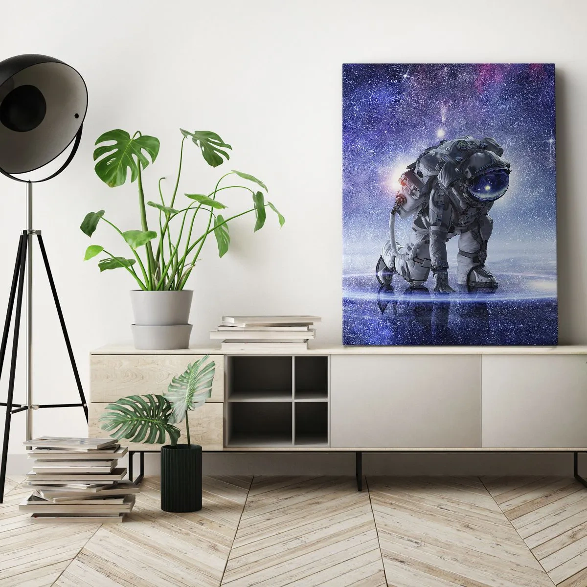 Bild auf Leinwand - Leinwandbild - Astronaut in einer galaktischen Landschaft - 50x70cm - Der Sternenhimmel über mir - Moderne Wanddekoration für Wohnzimmer und Schlafzimmer ARTTOR