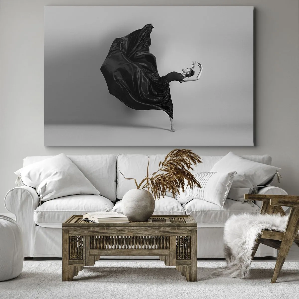 Bild auf Leinwand - Leinwandbild - Eine elegante Tänzerin in einem schwarzen Kleid in Bewegung - 70x50cm - Beflügelt durch die Musik - Moderne Wanddekoration für Wohnzimmer und Schlafzimmer ARTTOR