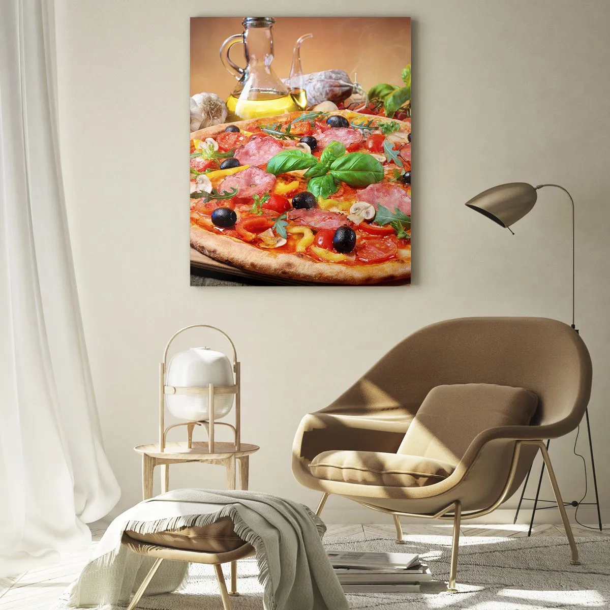 Glasbild - Bild auf glas - Pizza mit Belag auf einem Holztisch mit Olivenöl und Gewürzen - 50x70cm - Mit echtem italienischem Flair - Moderne Wanddekoration für Wohnzimmer und Schlafzimmer ARTTOR